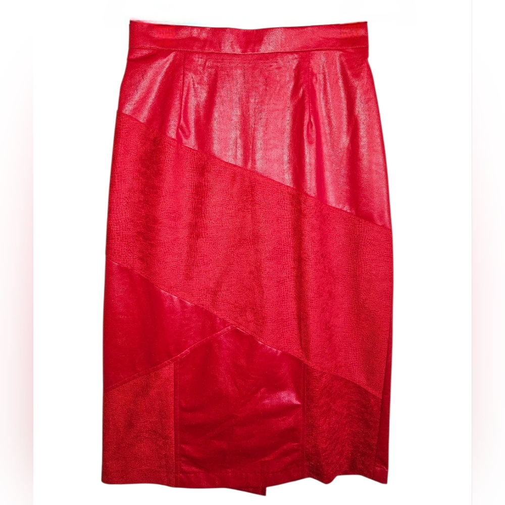 VTG. City Girl Styled In Cali. Red Animal Print Faux Leather Pencil Skirt Size S
